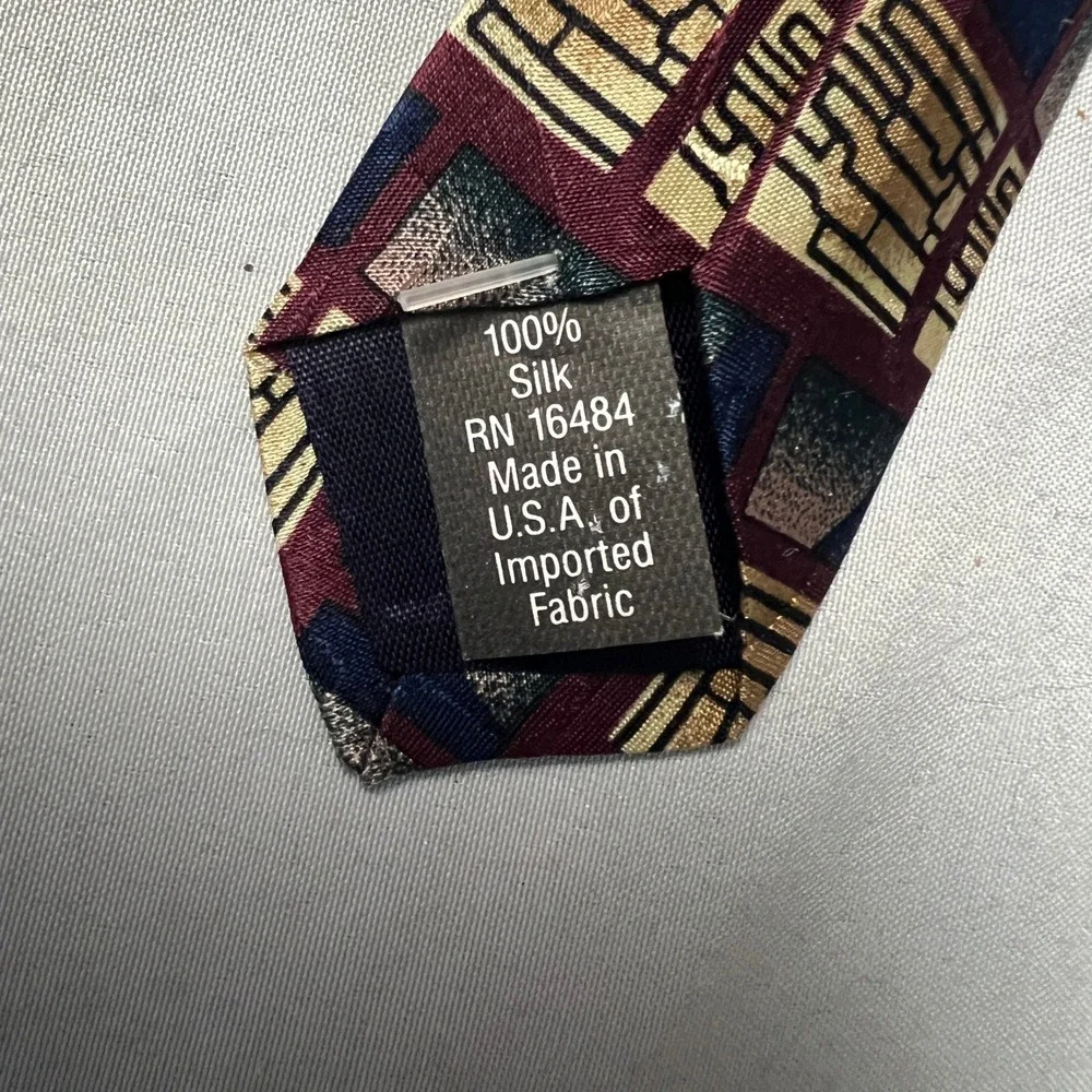 Keith Daniels Silk Tie Geometric Pattern Burgundy Gold Blue Italy New York‎